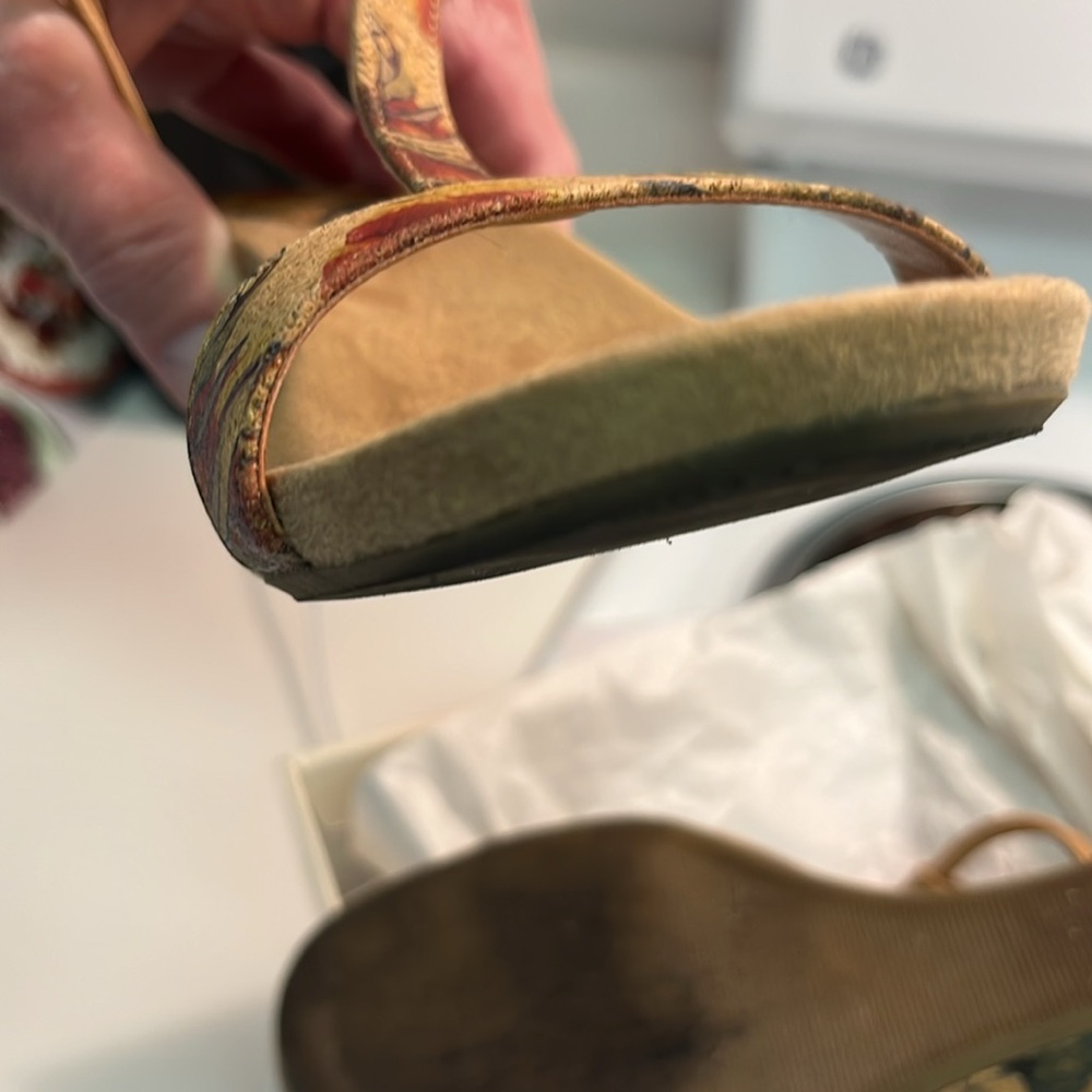 2&1/2 cork wedge sandals with mobile elastic strap for comfort Size 7&1/2 M - Picture 14 of 14